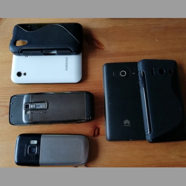 Samsung Galaxy ACE, Huawei Y300, Nokia E66, Nokia 6303i