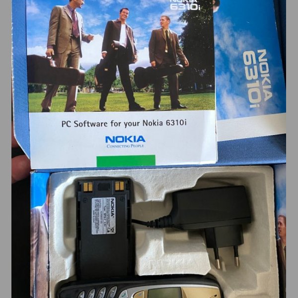 Nokia 6310i zánovní - černo zlatá, originální původní balení