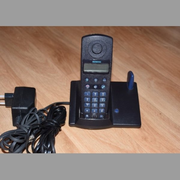 Bezdrátový telefon Siemens Gigaset 3010