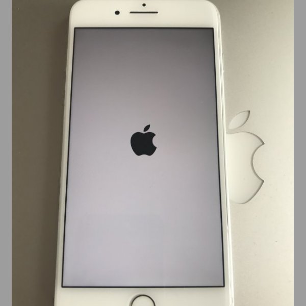 Apple iPhone 7 plus 128gb silver