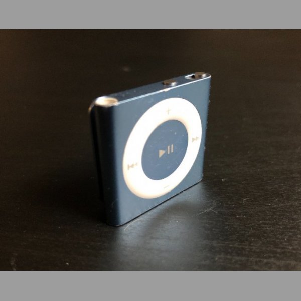 Apple iPod Shuffle 2GB Light Blue