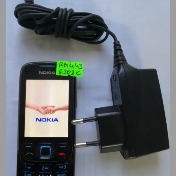 Mobilní telefon Nokia 6303c RM-443 a nabíječka