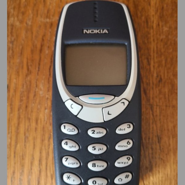 Mobilní telefony Nokia, Samsung, Alcatel atd.
