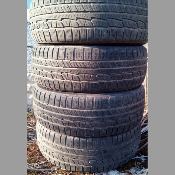 Celoroční pneu Nokian 245/65 R17 - 4ks EXTRA LOAD